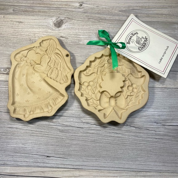 Brown Bag Cookie Art Other - Vintage Brown Bag Cookie Art, (2) Christmas cookie molds with Instructions.